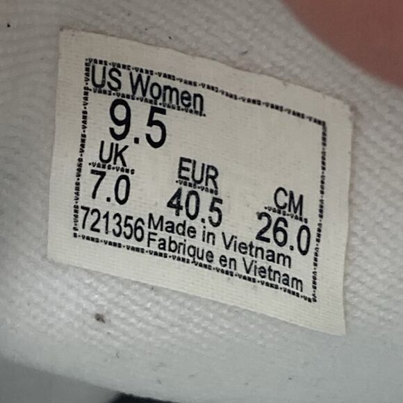 Womens 9.5 Vans Old Skool Stackform Height Sneaker True White Canvas platform - Picture 9 of 9